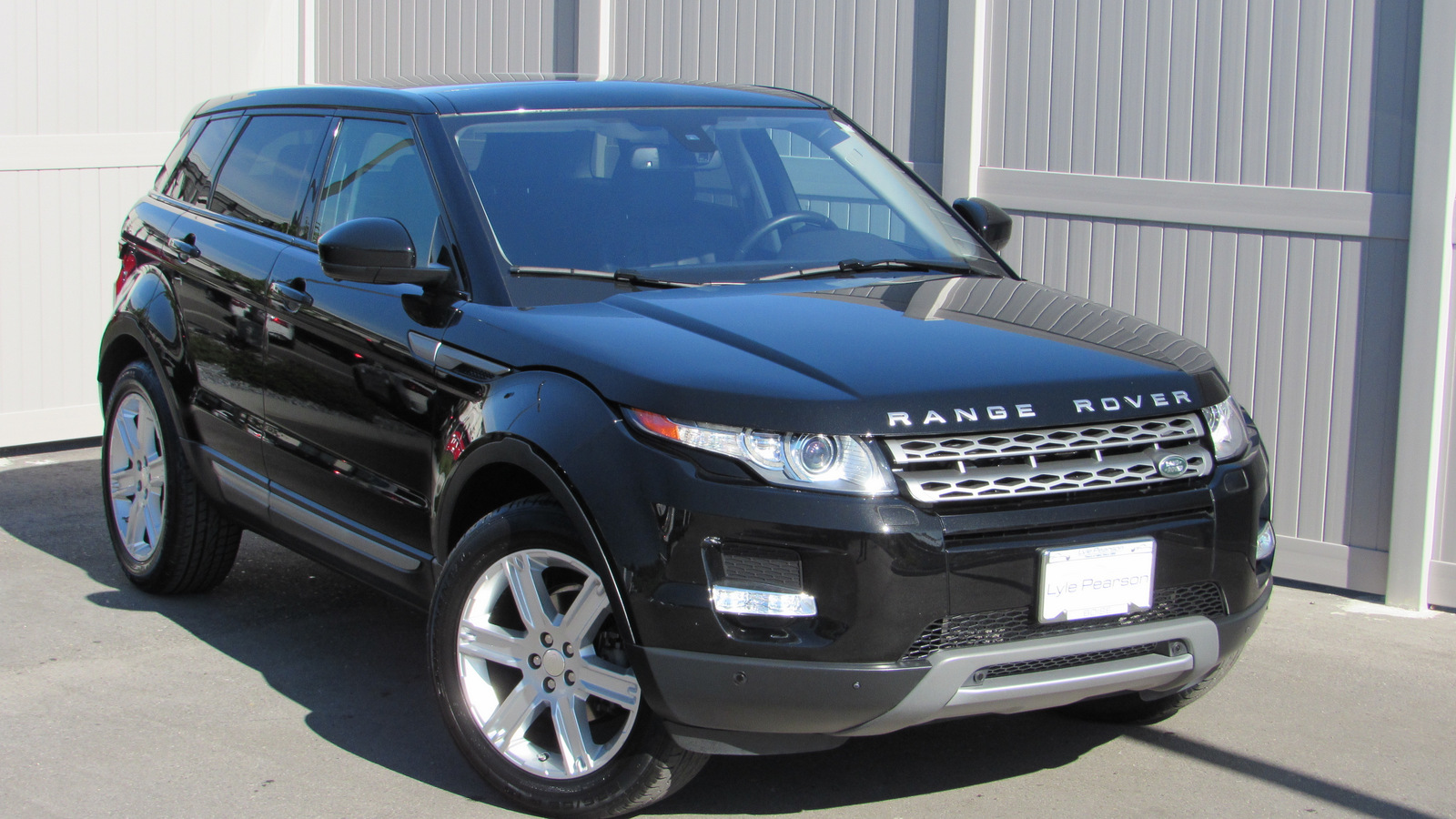 Certified Pre-Owned 2015 Land Rover Range Rover Evoque 5dr HB Pure Plus